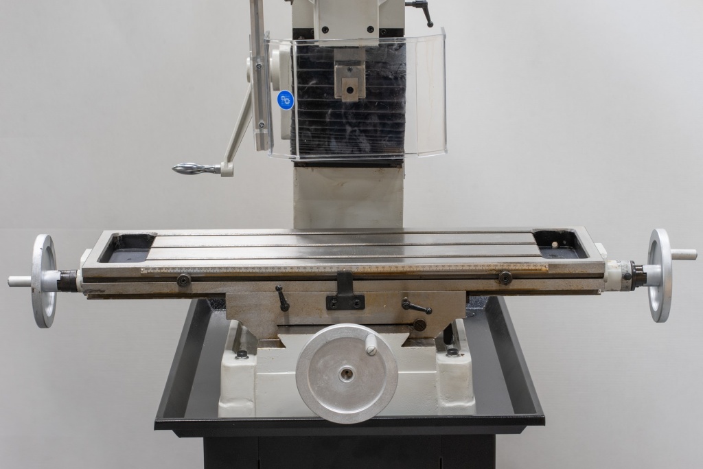 B7100-3.jpg B7100-3.jpg